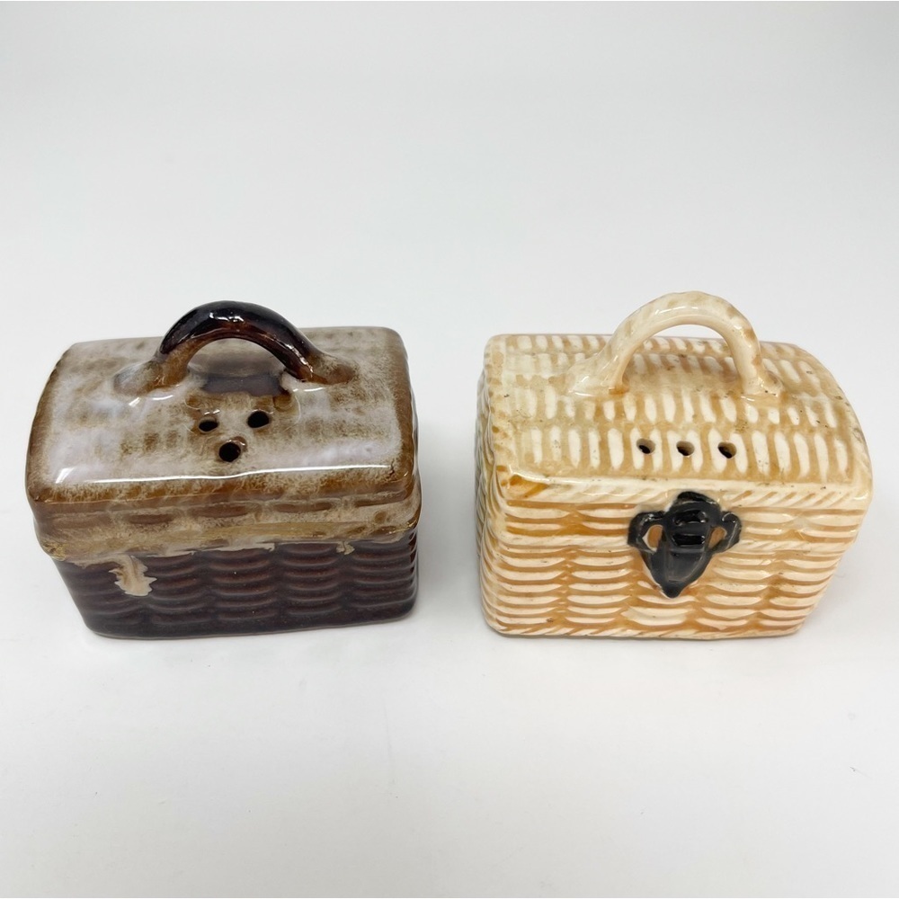 Vintage Ceramic Porcelain Basket Salt & Pepper Shakers Marked Japan